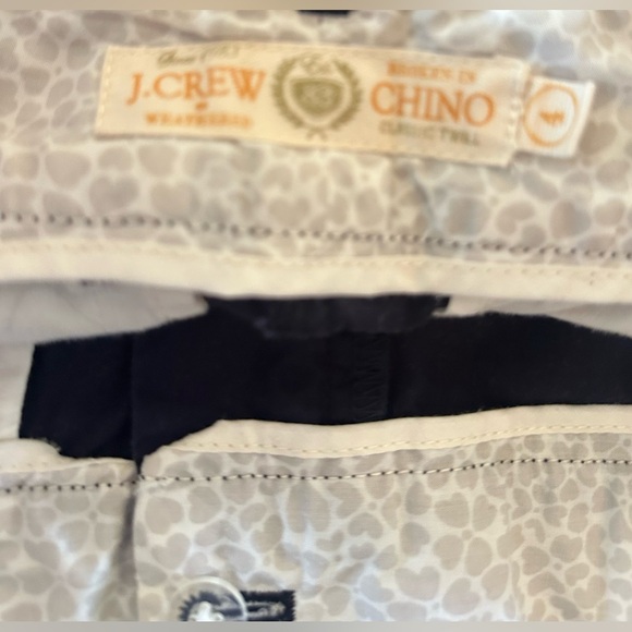 Women’s J. Crew Navy Cotton Chino Shorts 3” Imseam Size 4 - Picture 5 of 6